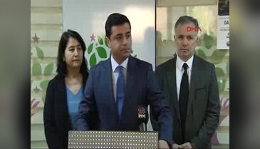Demirtaş, HDP Genel Merkezinde açıklamalarda bulundu
