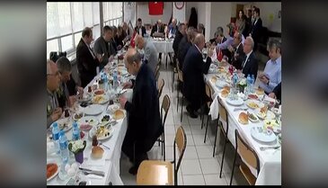 Bursa Erkek lisesinin restorasyonuna katkı sağlayanlara ödül