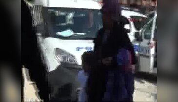 Genç kadın, boşanmak istediği kocasının 'kızımı aç bırakıyor' iddiası üzerine gözaltına alındı