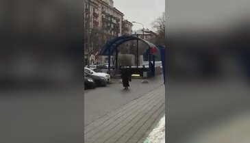 Moskova metrosunda büyük panik! Elinde kesik çocuk kafası...  - 2