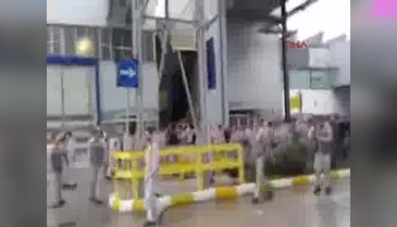 OYAK Renault'ta yönetim, iki vardiyayı çalıştırmadı