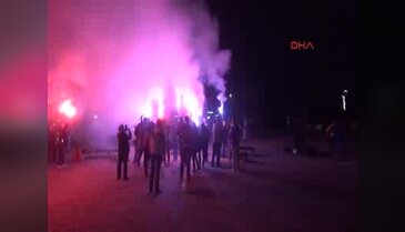 Çanakkale'de derbi sonrası taraftarlar birbirine girdi