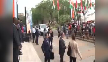 Cumhurbaşkanı Erdoğan'a Fildişi Sahili'nde 'altın anahtarı' takdim edildi