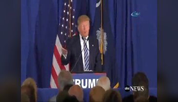 Trump'ın protesto edilişini fotoğraflayan muhabire dayak