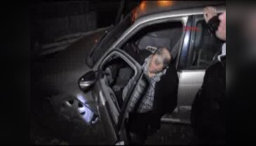 Engelli ve alkollü sürücü kazada yaralandı