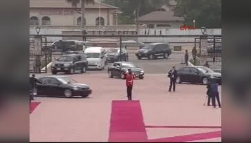 Cumhurbaşkanı Erdoğan Gana'da resmi törenle karşılandı