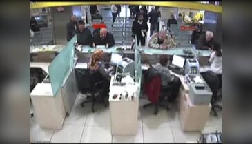Kredi çektiren telefon dolandırıcıları yakalandı