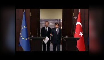 Davutoğlu: Demirtaş'ın meselesi halkı sokağa dökmek