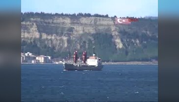 Rus askeri kargo gemisi Akdeniz'e iniyor