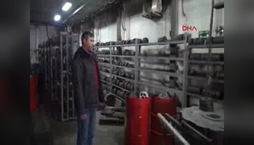 Paralarını alamayınca fabrikadan makinelerin taşınmasına izin vermediler