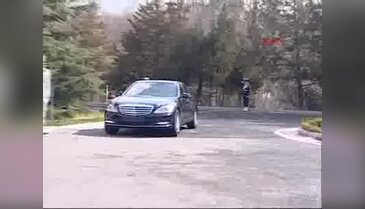 Davutoğlu: Bölgemizin kaderini bölge dışı aktörlere bırakmamalıyız