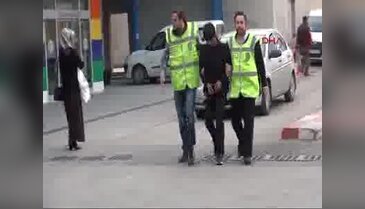 Telefon dolandırıcısı paraları almak isterken suçüstü yakalandı