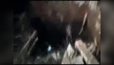 Mezarlıktan dönerken fosseptik çukuruna düştüler
