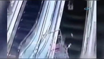 Yine Çin yine yürüyen merdiven kazası