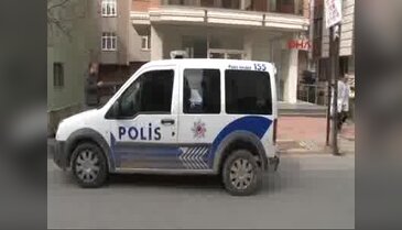 Karısını defalarca bıçaklayarak öldürdü!