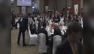 Davutoğlu'ndan Çipras'a esprili seçim daveti