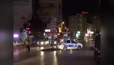 Berber iş yerinin camını kıranlara kurşun yağdırdı: 2 ölü