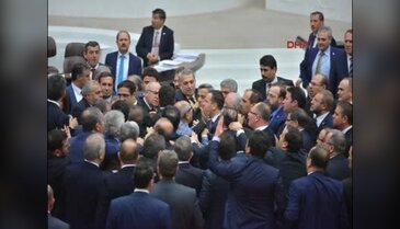 Meclis'te 'itiş kakışlı' bütçe kapanışı