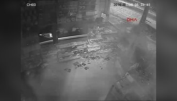 Kadın kıyafeti giyen hırsız yakalandı