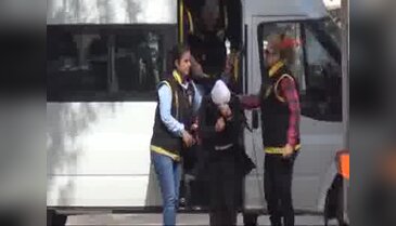 Swingerden sonra 'gang bang' seks partisi