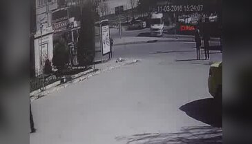 İstanbul'da beton mikseri dehşeti kamerada