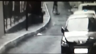 Bonzaiden ölen arkadaşını böyle sürükledi!