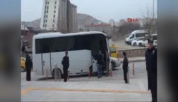 Elazığ'daki paralel operasyonunda gözaltına alınan 11 kişi adliyeye sevk edildi
