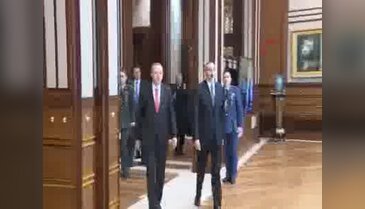 Cumhurbaşkanı Erdoğan ve İlham Aliyev baş başa görüştü