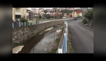 Kendini asan kadın son anda kurtarıldı