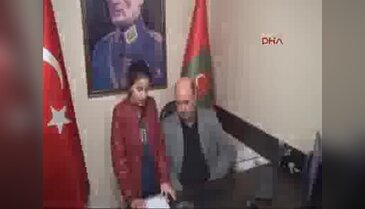 Mehmet Akif Ersoy'u örnek alıp ödülünü şehit ailelerine bağışladı