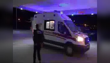 Tarım işçilerini taşıyan minibüs devrildi: 13 yaralı