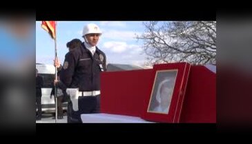 Şehidin cenaze namazını imam olan babası kıldırdı