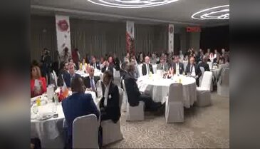 "Birlik, beraberliğinizi siyasetçilere bırakmayın"