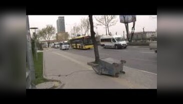 Bursa'da şiddetli lodos hayatı olumsuz yönde etkiliyor