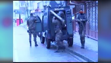 İstanbul'da şafak operasyonu