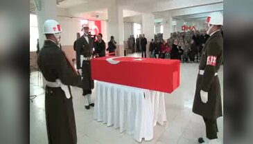Şehit Uzman Çavuş İbrahim Etiz'in cenazesi törenle memleketine uğurlandı