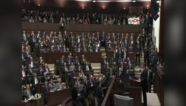 Başbakan Davutoğlu: Teröre gerçek darbeyi 'selamlaşmak' vuracak