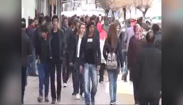 İranlılar Van'a akın etti
