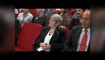 Canan Karatay: Pilotlar yanında zeytin taşısın