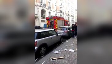 Paris'te patlama meydana geldi! - 2