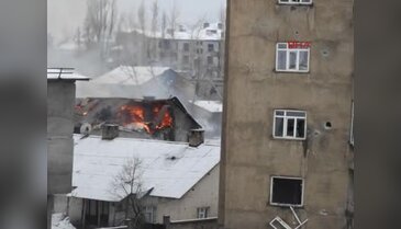 Yüksekova'da PKK'lıların binaların altına kazdıkları tünel tespit edildi