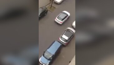 Müslüman kadını ezdi geçti