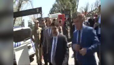 Gülhane Parkı'nda duvar çöktü, İstanbul Valisi açıklamalarda bulundu