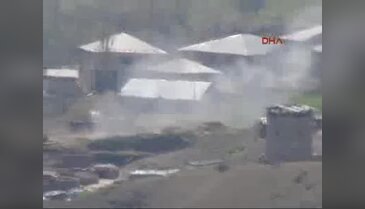 Irak'taki PKK hedefleri top atışıyla vuruldu