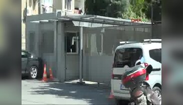 Üniversitede intihar