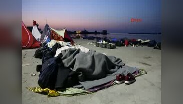 Sakız Limanı'nda sığınmacılara tel örgülü önlem
