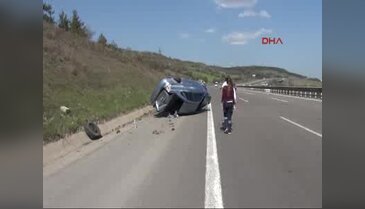 Hurdaya dönen otomobilden yara almadan çıktı