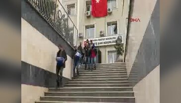 Çaldıkları otomobilleri sahiplerine satan hırsızlar yakalandı