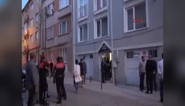 Eşinden ayrılan polis memuru intihar etti