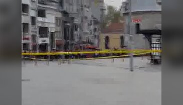 Taksim Meydanı'nda şüpheli paket alarmı